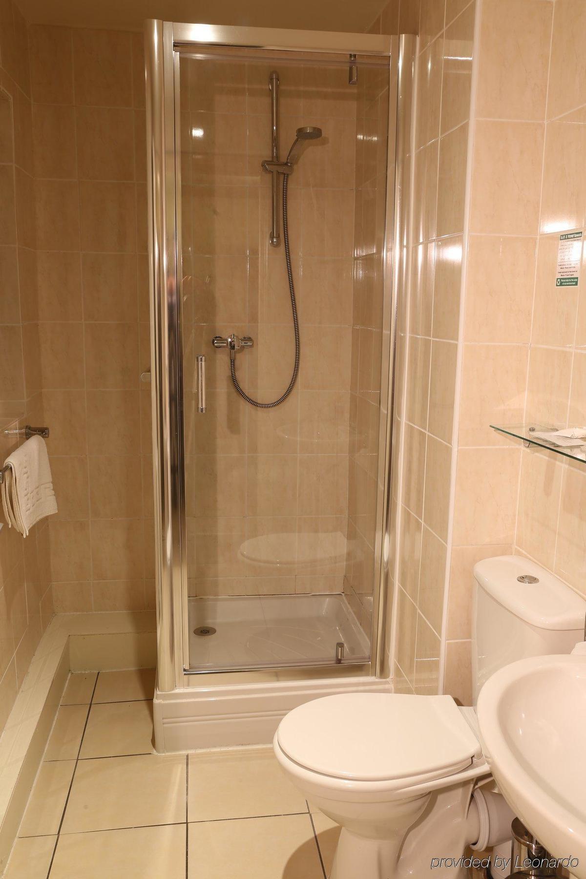 The Cedars Hotel, Loughborough Ngoại thất bức ảnh