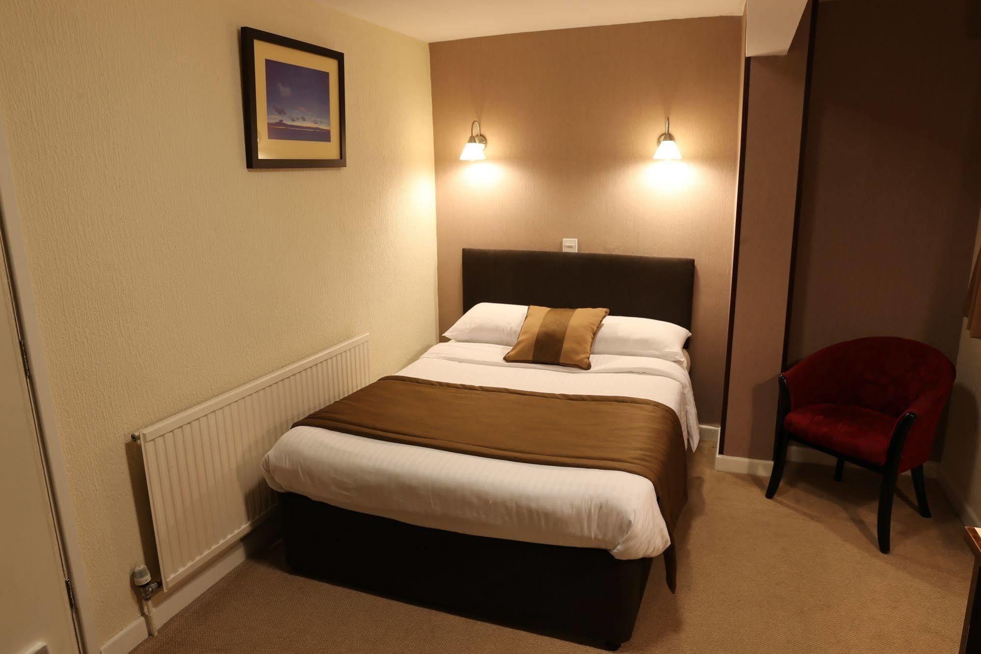 The Cedars Hotel, Loughborough Ngoại thất bức ảnh